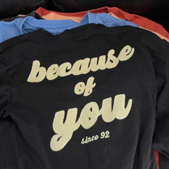 Dutch bros clothes - Picture 1 of 16